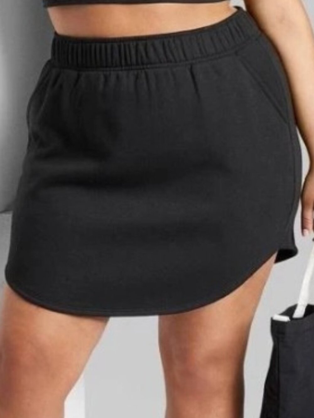 WILD FABLE FLEECE MINI BLACK SKIRT (SIZE 1X)